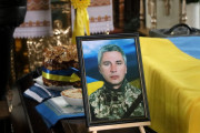 Герої не вмирають: громада Вараша попрощалась з Олександром Перепечаєвим